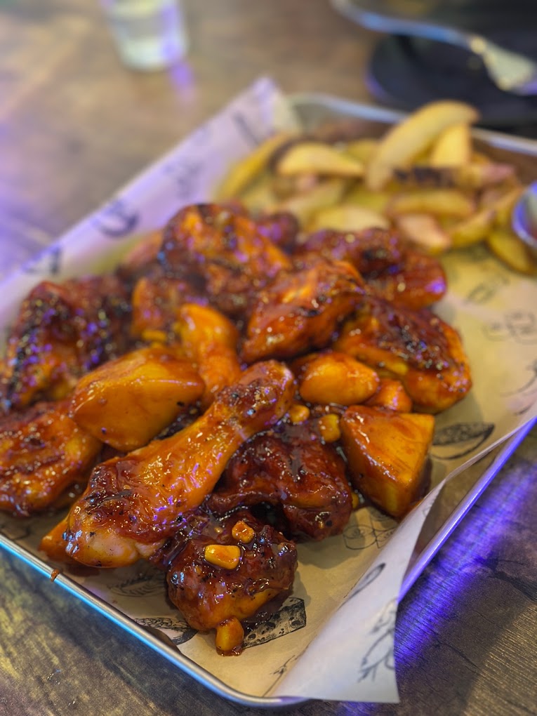 양념바베큐치킨 바오맥주 시그니처 메뉴